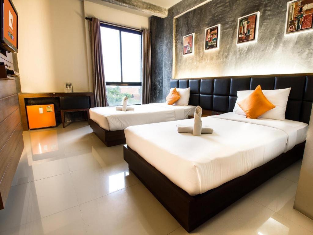 B2 Thippanate Boutique & Budget Hotel Csiangmaj Kültér fotó